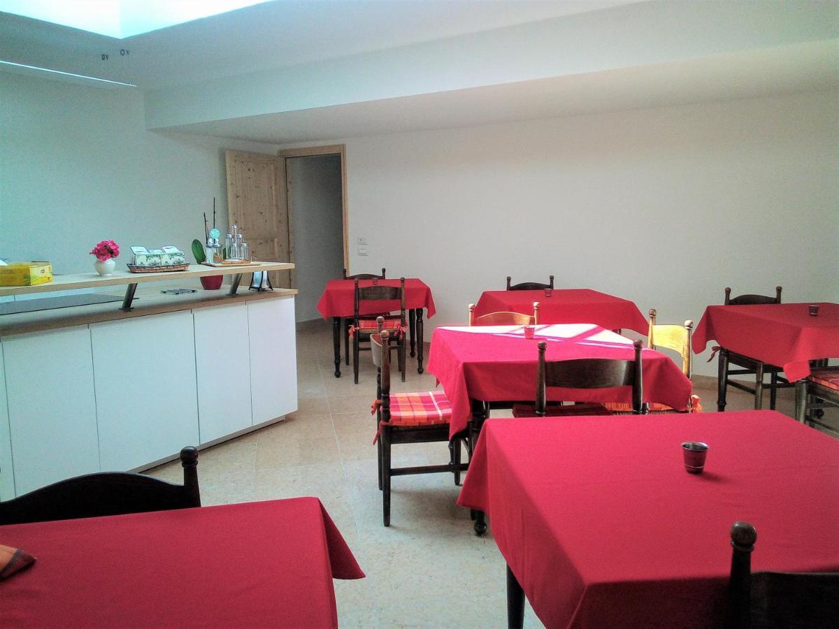 Da Andrea E Raffaella Guest House Sant'Anna d'Alfaedo Bagian luar foto