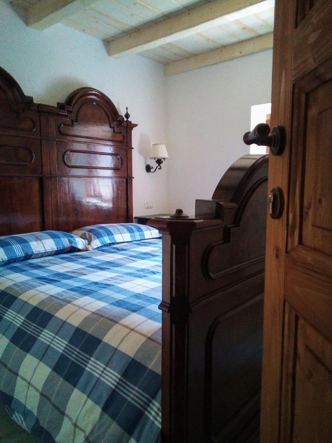 Da Andrea E Raffaella Guest House Sant'Anna d'Alfaedo Bagian luar foto